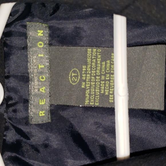 Kenneth Cole Childrens Blazer - Picture 4 of 7